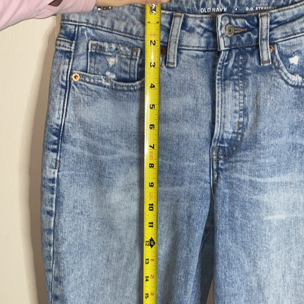 🛍️Like new OG Straight high-rise size 4 light wash jeans! - Picture 4 of 9